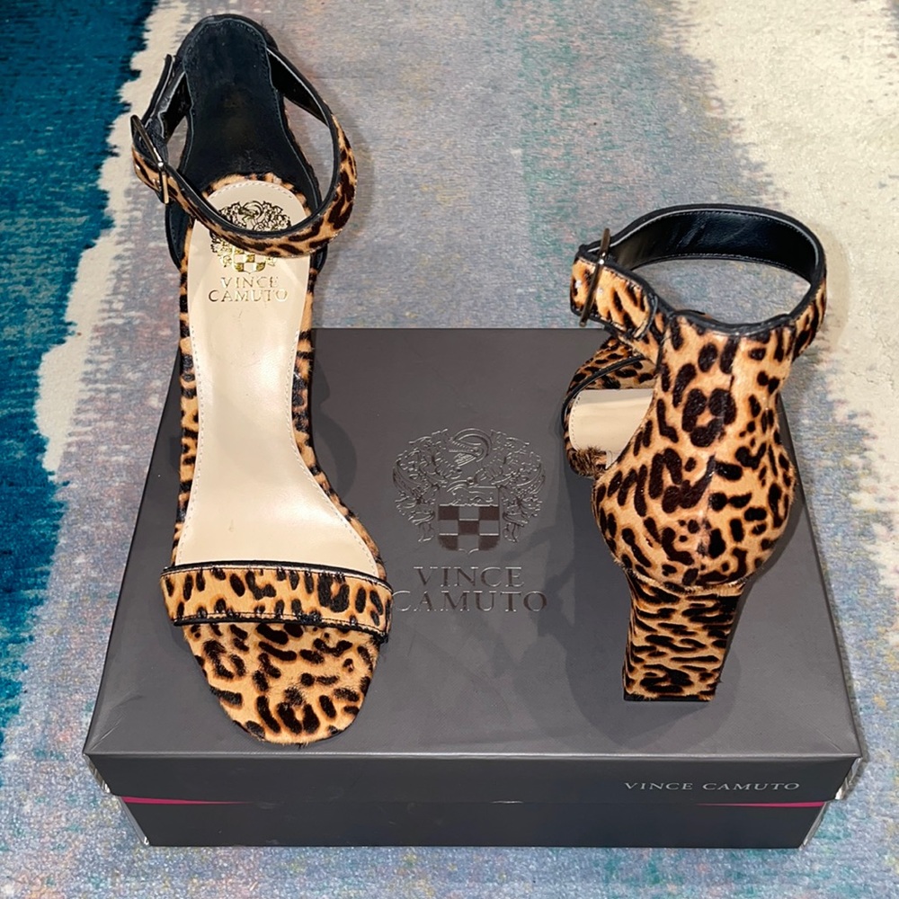 Vince Camuto VP - BENDIVA  Block Heel Sandals